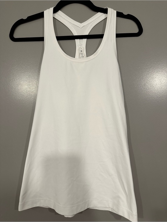 lululemon athletica Tops - Lululemon Cool Racerback II Nulu Hip-Length Tank in White, Size 6